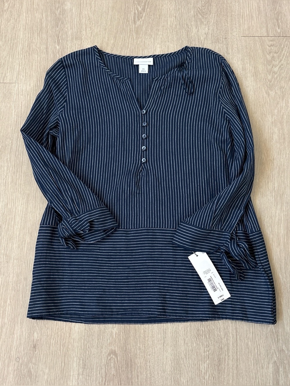 Liz Claiborne Tunic Top